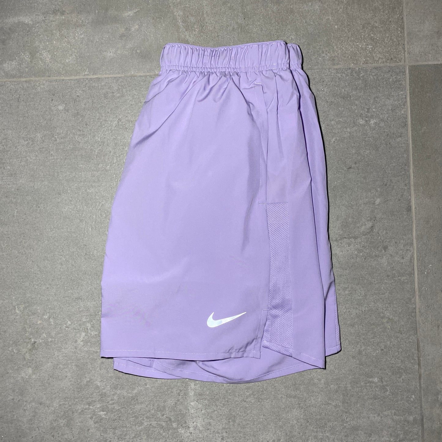 Nike Challenger Shorts 7inch Purple