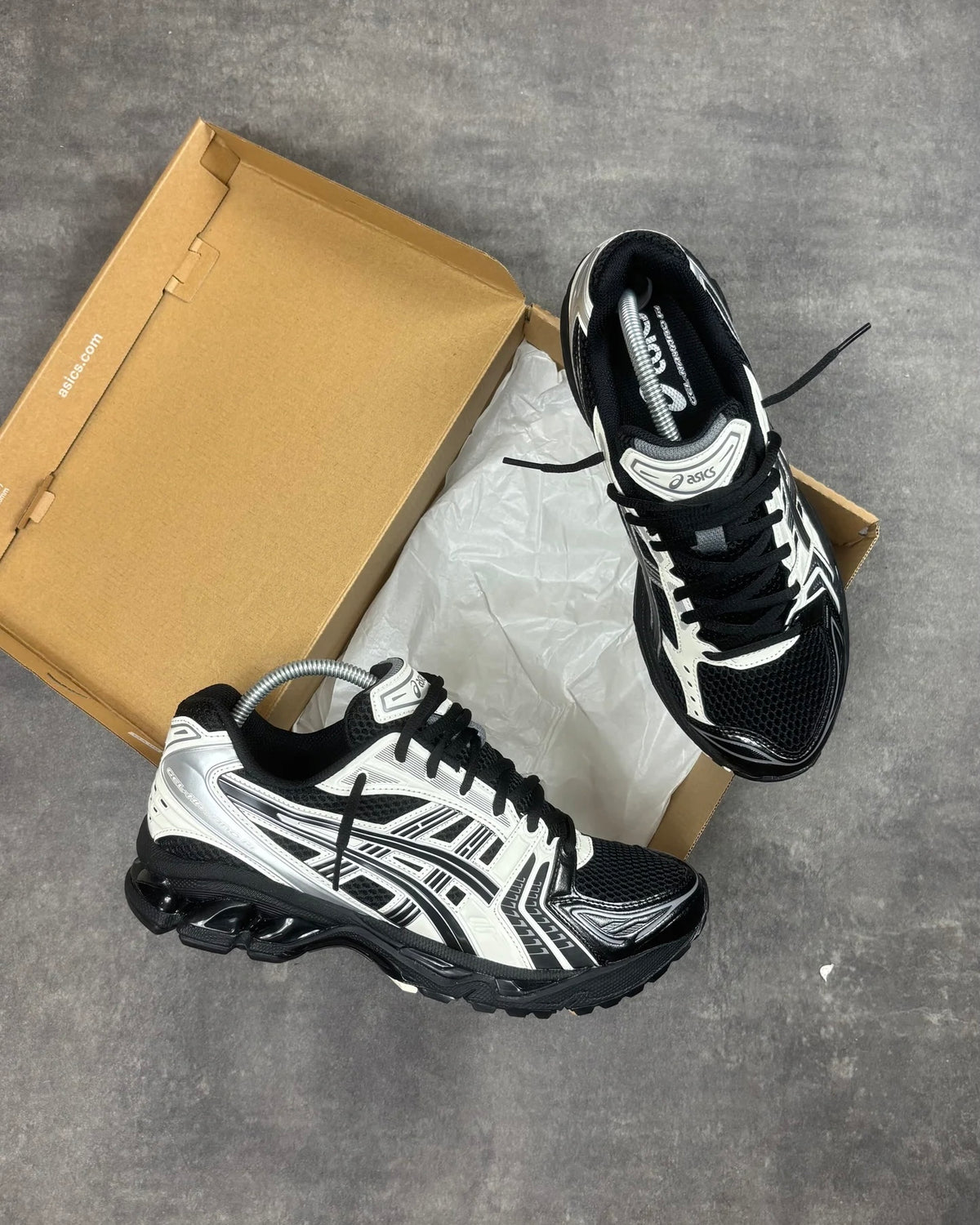 ASICS KAYANO 14 BLACK CREAM