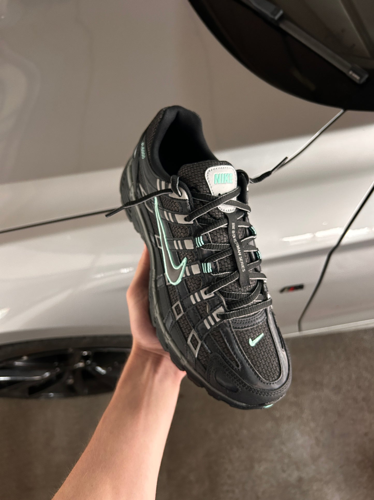 Nike P-6000 Black/Hyper Turqouise