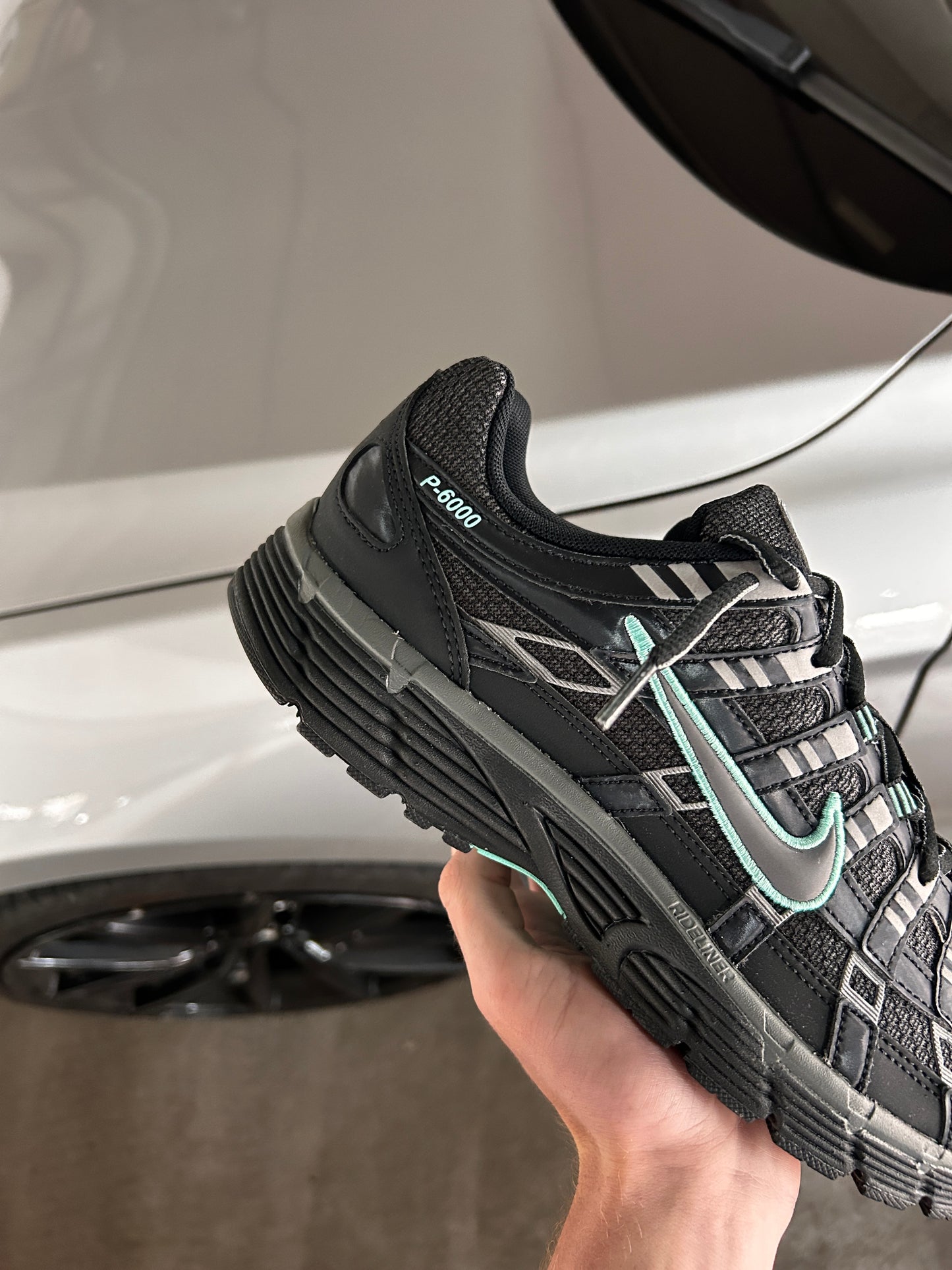 Nike P-6000 Black/Hyper Turqouise