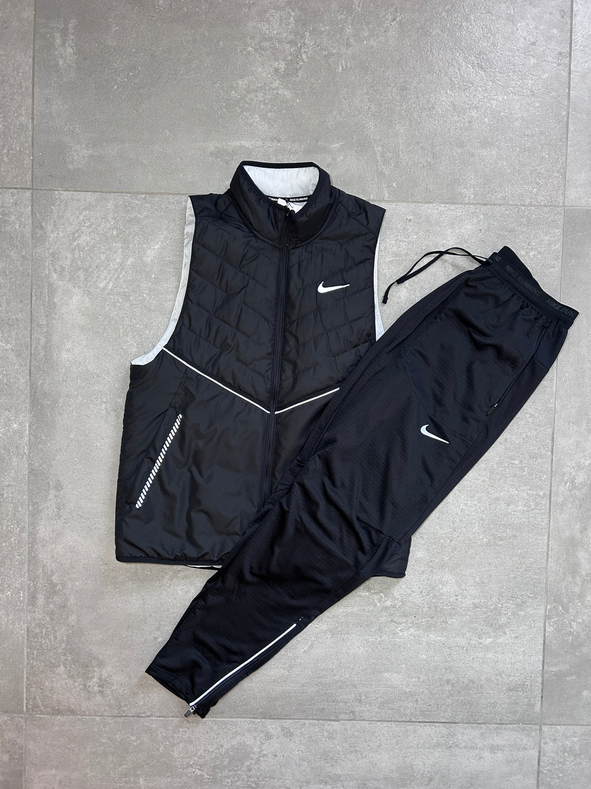 NIKE AEROLAYER GILET SET BLACM