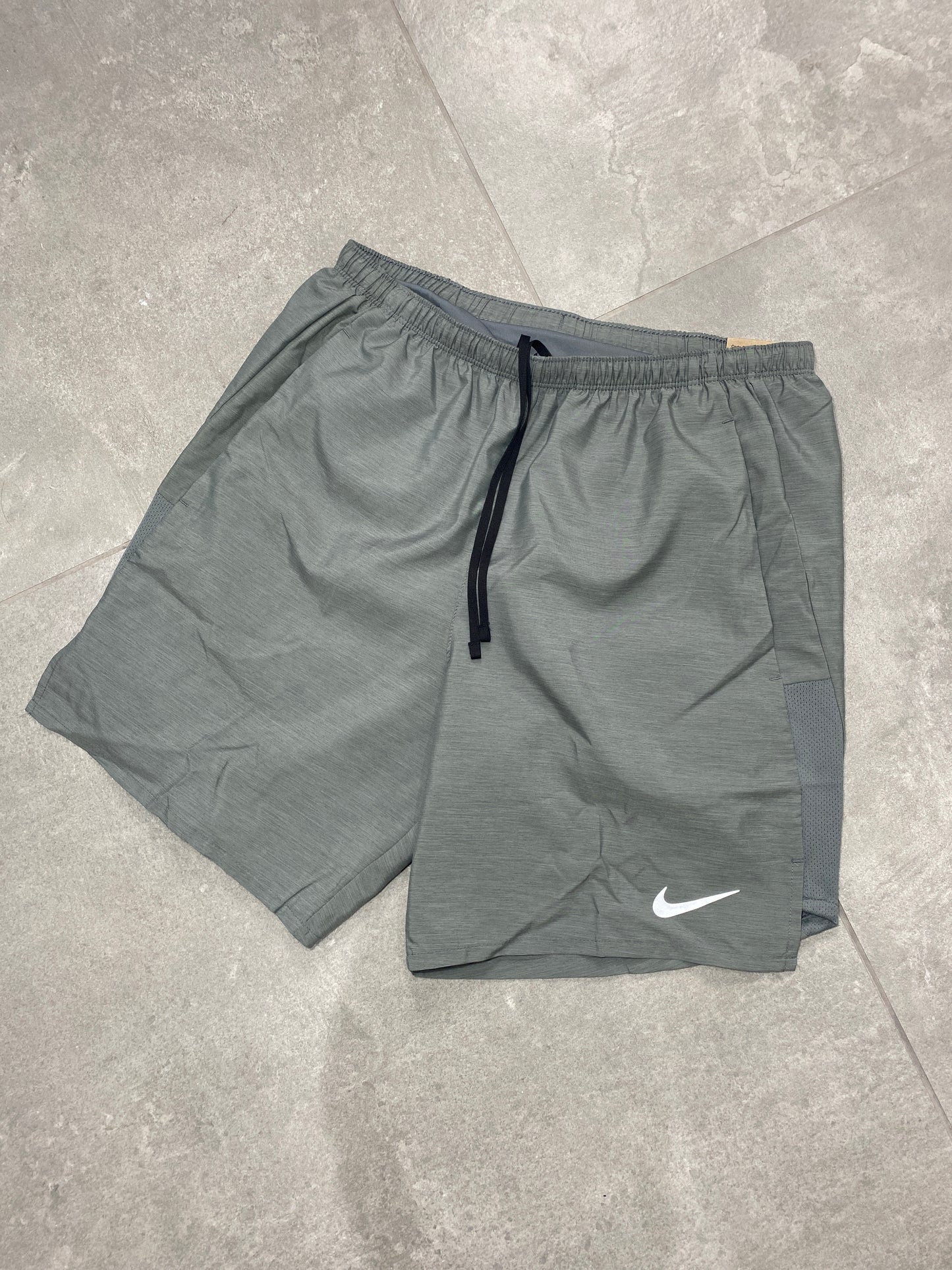 Nike Challenger Shorts 7”