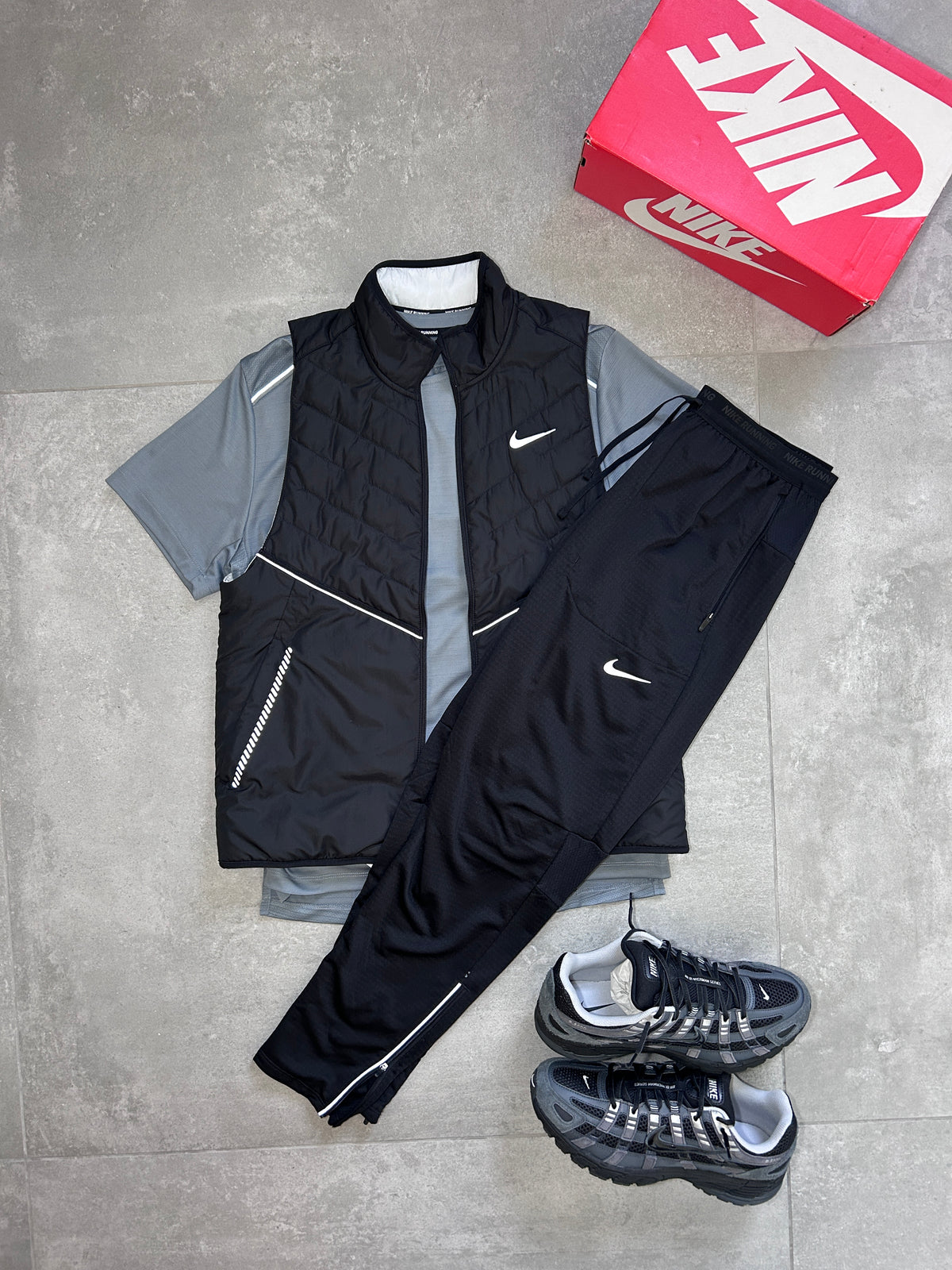 NIKE AEROLAYER GILET SET BLACK/BLACK/GREY