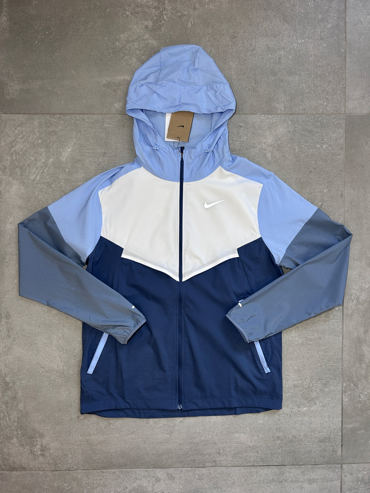 NIKE WINDRUNNER DIFFUSED BLUE
