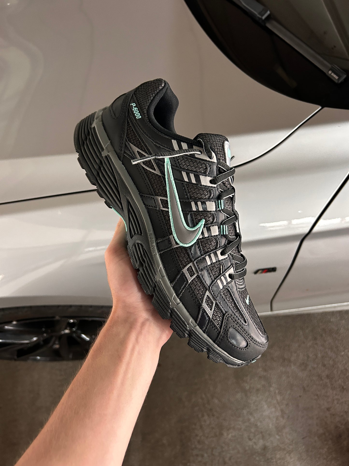 Nike P-6000 Black/Hyper Turqouise