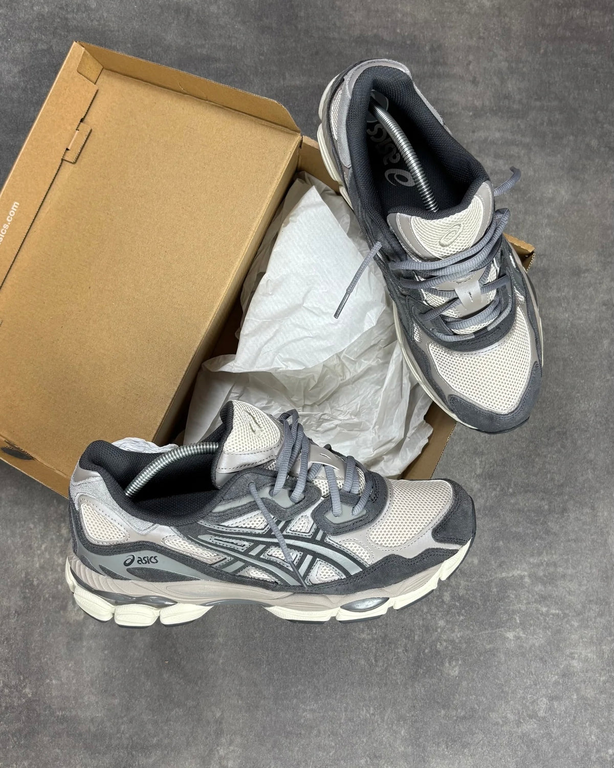 ASICS GEL NYC OATMEAL OBSIDIAN